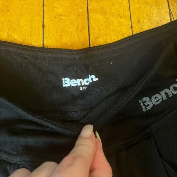 Bench | Capris - Picture 8 of 12